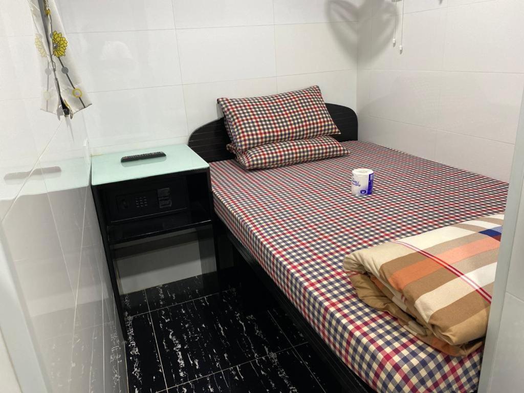 Day And Night Hostel Block D 10Th Floor Hong Kong Luaran gambar